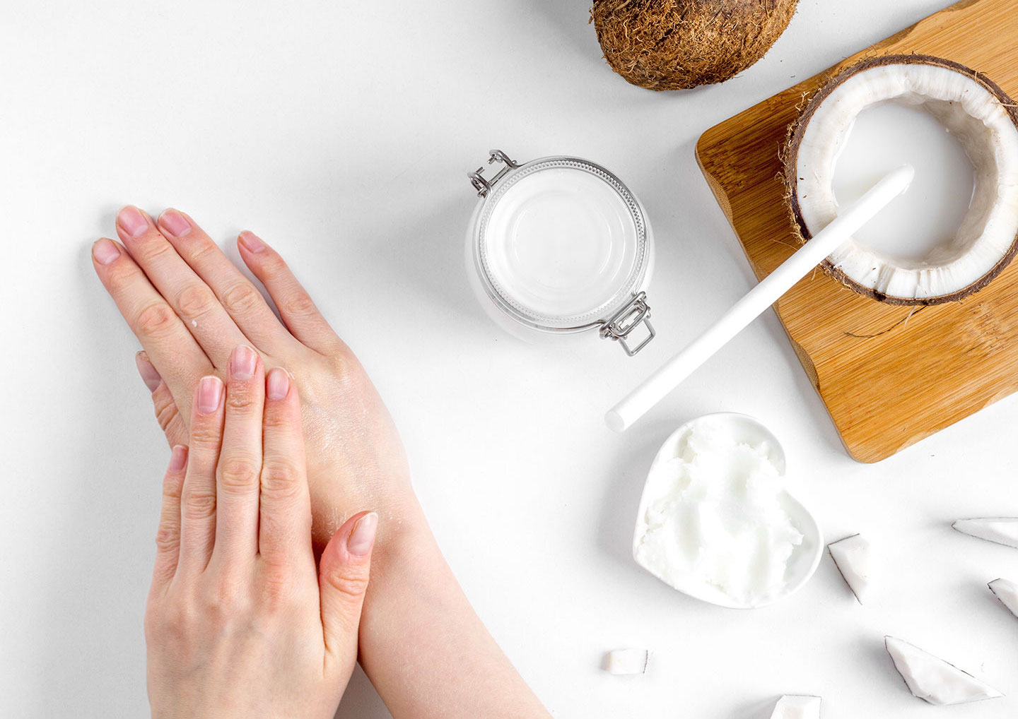Cách làm kem dưỡng da tay tại nhà theo mùa cực chuẩn | Bản tin An Giang