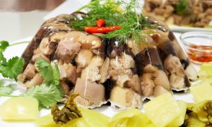 CHI TIẾT cách nấu thịt đông ngày Tết chuẩn vị miền Bắc